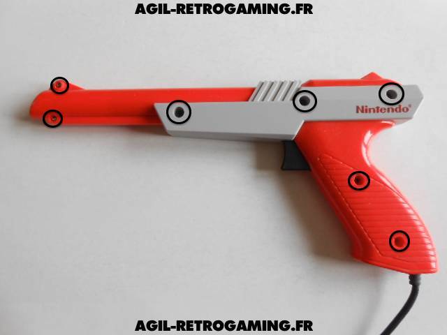 Démontage Zapper Nintendo NES