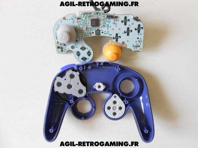 Contenu Manette Officiel NGC