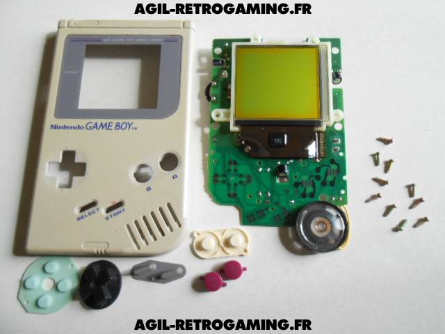 Démonter intégralement une console Game Boy