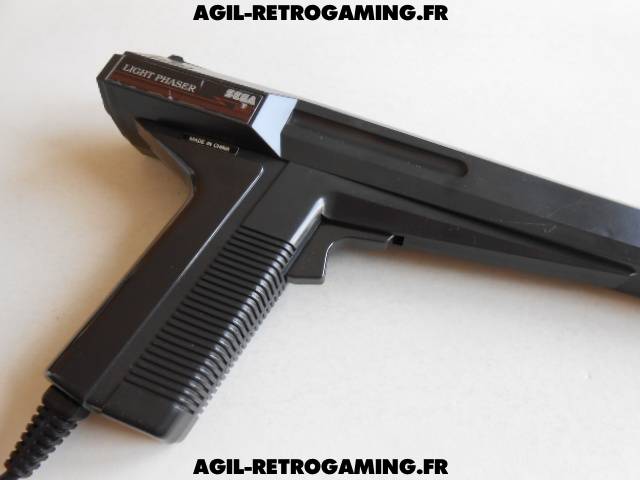 Light Phaser : Pistolet officiel Sega démonté et nettoyé