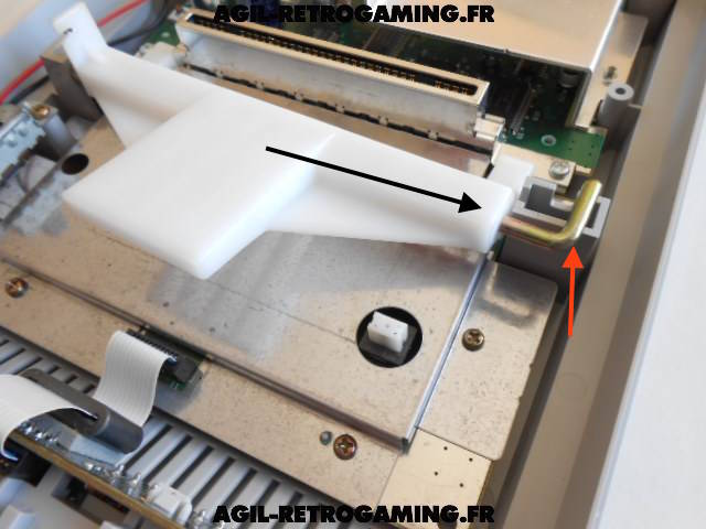 Démontage d'une console Super Nintendo - SNES