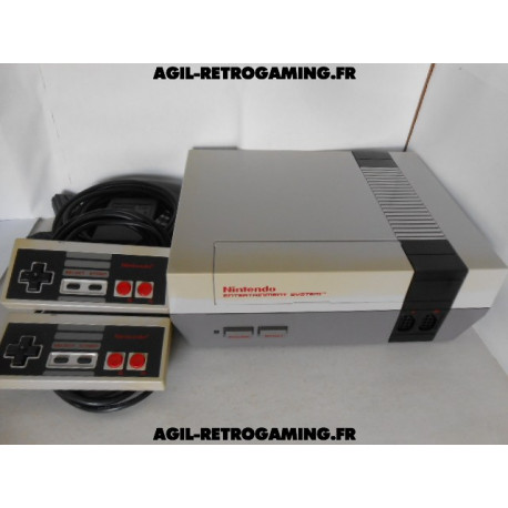 Console NES (avec ses câbles)
