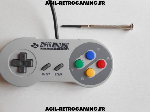 Démonter pad SNES